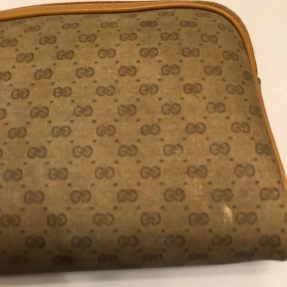 Gucci vintage gg toiletries cosmetic case bag